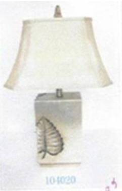 104020 TABLE LAMP W/SHADE 24"