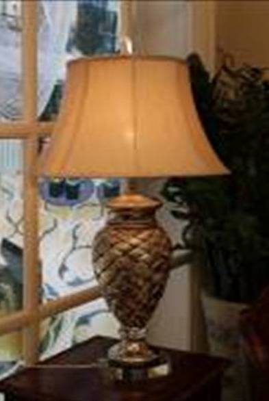 ATG-10101065-TABLE LAMP