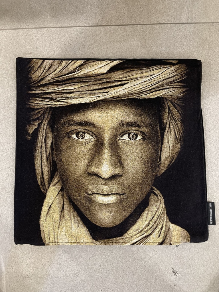 16256-TUAREG BOY CUSHION 45X45