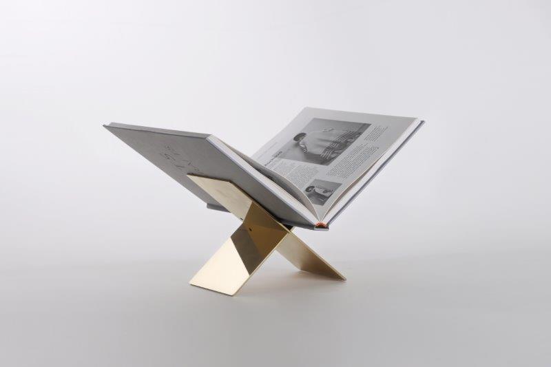 D0110-MAGAZINE HOLDER-(165*110*150)-BRUSHED GOLD