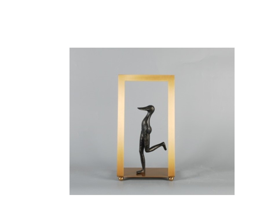 ACH0200 SCULPTURE 220 X 110 X 410
