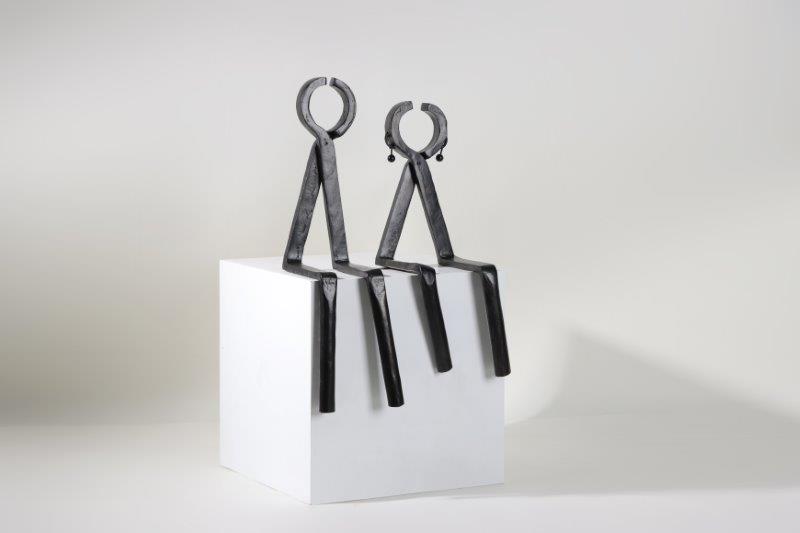 H1486-ABSTRACT WOMAN FIGURINE-(210*1230*520)-BLACK