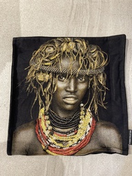 [ACC19292DASSENCH] 19292-DASSENECH GIRL CUSHION 45X45 COLOR